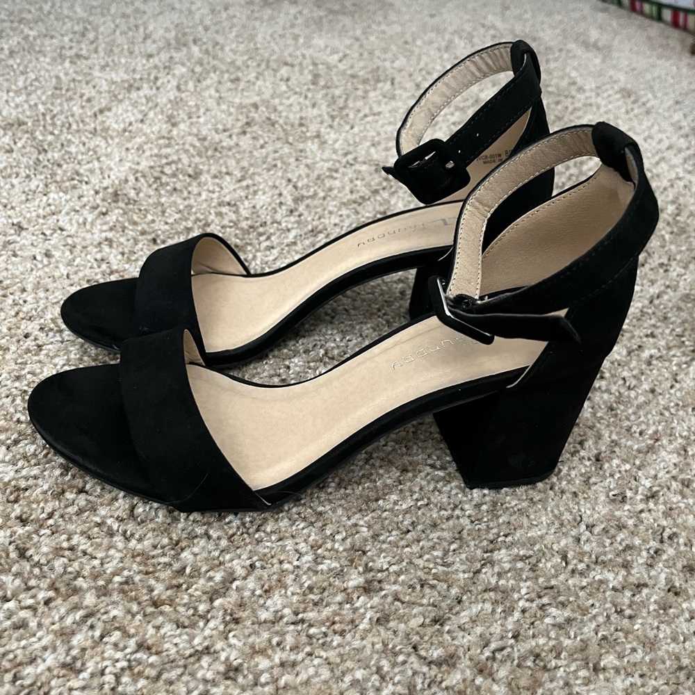 CL Block Heel - Picture 9 of 14